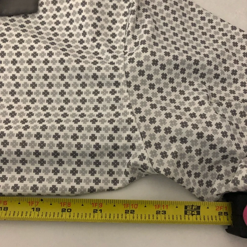 Robert Graham Men’s 2XL Gray Golf Polo Shirt with Geometric Pattern